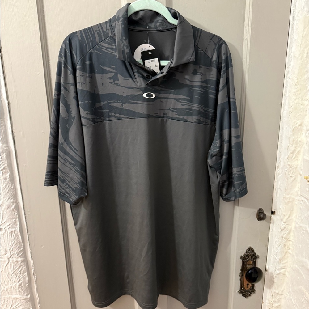 Oakley polo